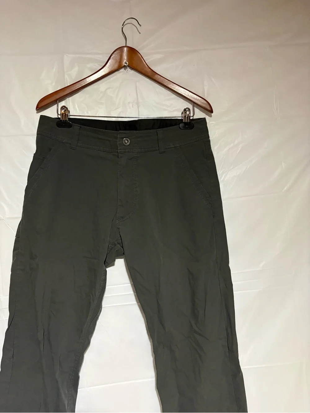KUHL Men's Chino Pants in Dark Olive
